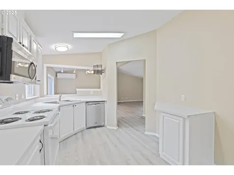 23077 SW Main Street Sherwood OR 97140