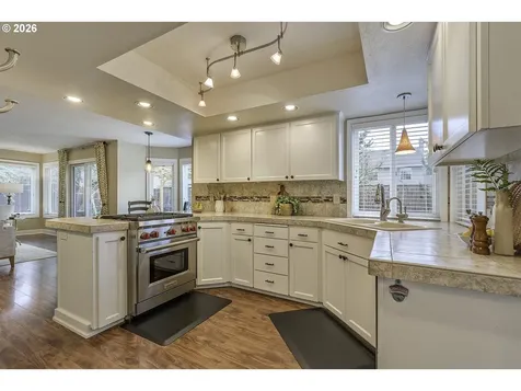 10680 SW Kiowa Court Tualatin OR 97062