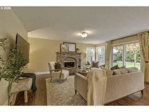 10680 SW Kiowa Court Tualatin OR 97062