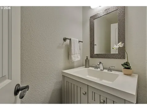 10680 SW Kiowa Court Tualatin OR 97062