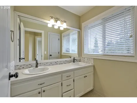 10680 SW Kiowa Court Tualatin OR 97062