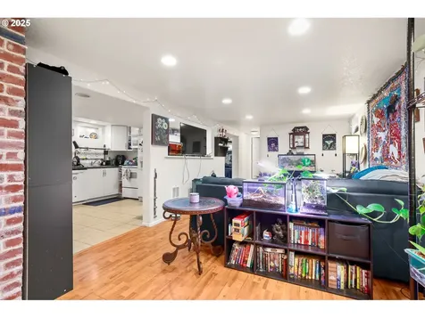 2313 SE 178th Avenue Portland OR 97233