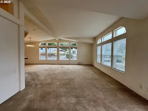 104 Marino Drive Coos Bay OR 97420