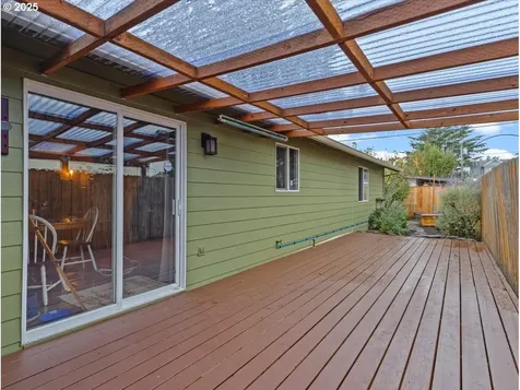 4843 SE 64th Avenue Portland OR 97206
