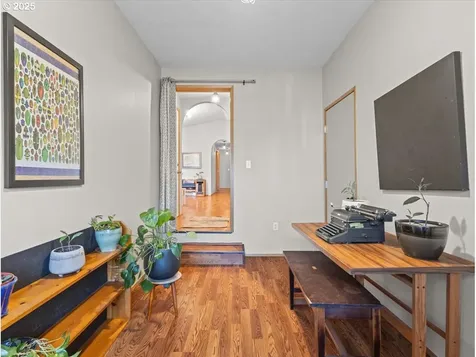 4843 SE 64th Avenue Portland OR 97206