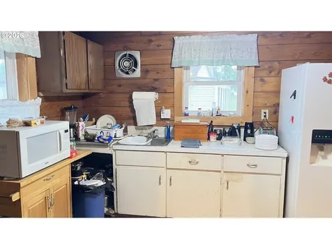 5405 N Highway 97 Klamath Falls OR 97601