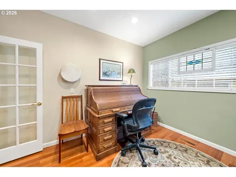 5300 Coventry Court Lake Oswego OR 97035