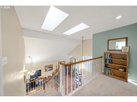 5300 Coventry Court Lake Oswego OR 97035