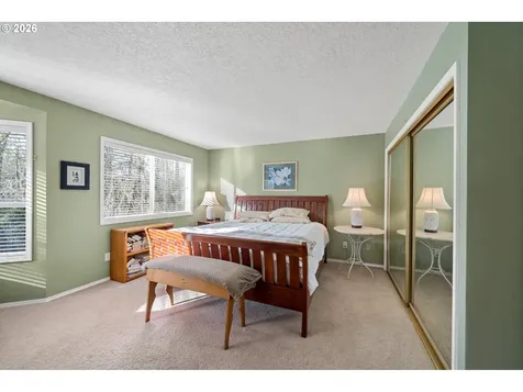 5300 Coventry Court Lake Oswego OR 97035