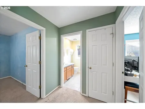 5300 Coventry Court Lake Oswego OR 97035