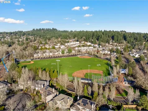 5300 Coventry Court Lake Oswego OR 97035
