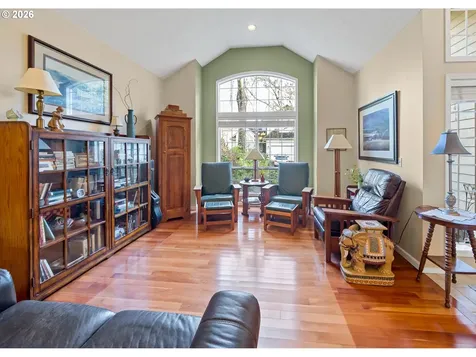5300 Coventry Court Lake Oswego OR 97035