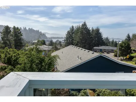 1330 SE 43rd Street Lincoln City OR 97367