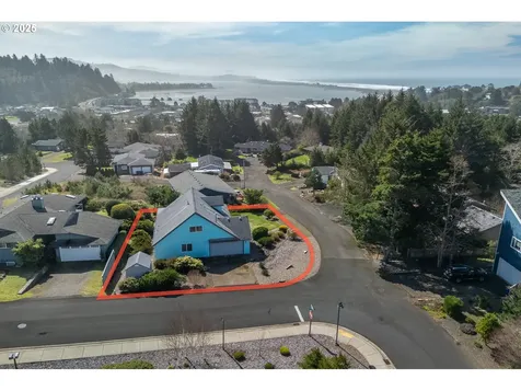 1330 SE 43rd Street Lincoln City OR 97367