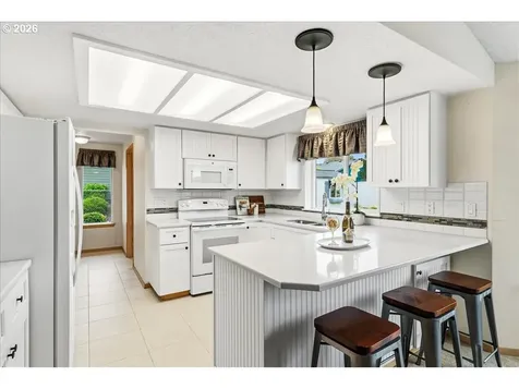 610 SW 7th Street Sublimity OR 97385