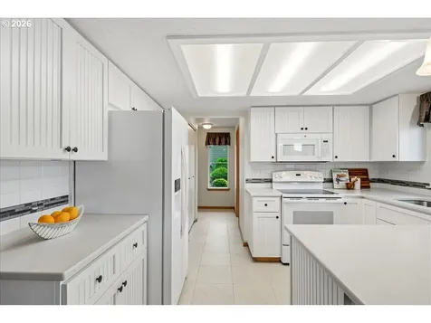 610 SW 7th Street Sublimity OR 97385