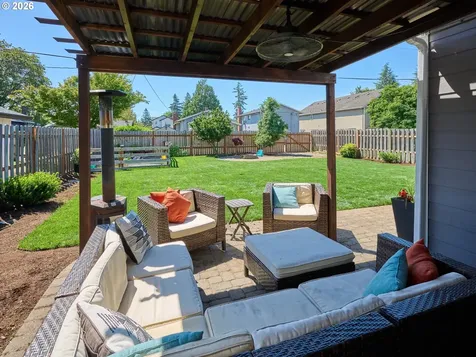645 NW 5th Avenue Canby OR 97013