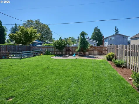 645 NW 5th Avenue Canby OR 97013