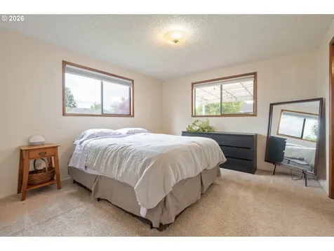 6952 C Street Springfield OR 97478