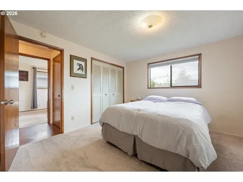 6952 C Street Springfield OR 97478