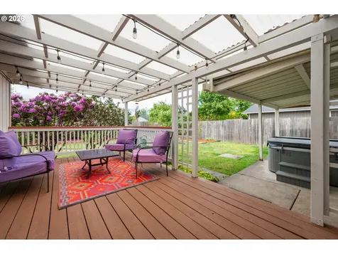 6952 C Street Springfield OR 97478