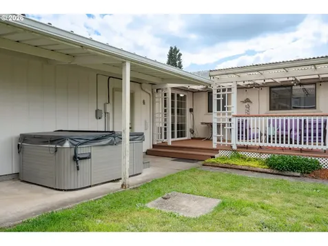 6952 C Street Springfield OR 97478