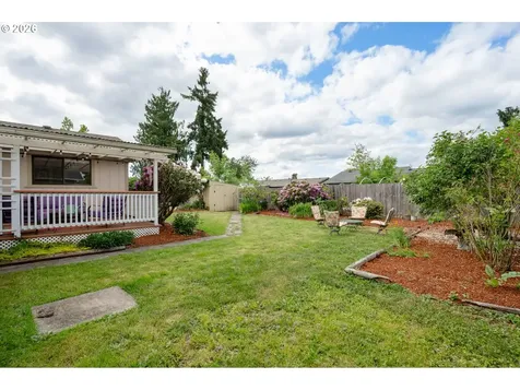 6952 C Street Springfield OR 97478