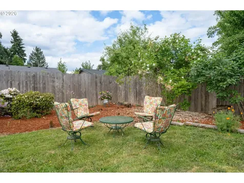 6952 C Street Springfield OR 97478