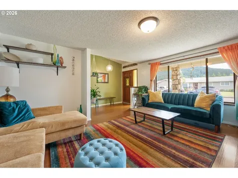 6952 C Street Springfield OR 97478
