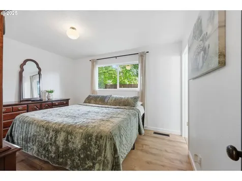 9816 NE 58th Street Vancouver WA 98662