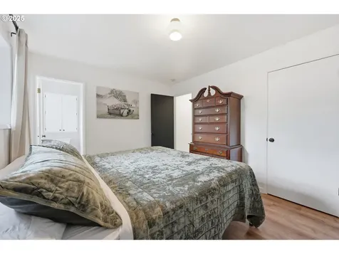 9816 NE 58th Street Vancouver WA 98662