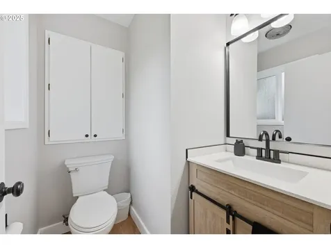 9816 NE 58th Street Vancouver WA 98662