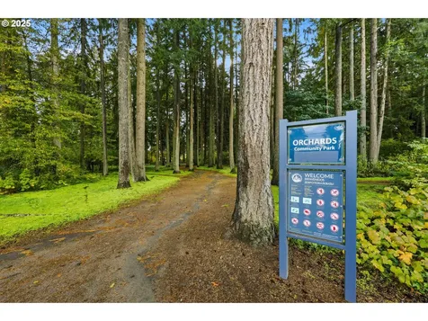 9816 NE 58th Street Vancouver WA 98662