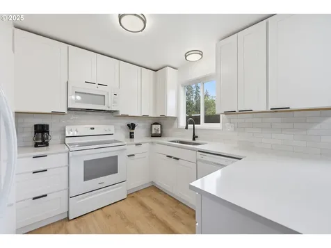 9816 NE 58th Street Vancouver WA 98662