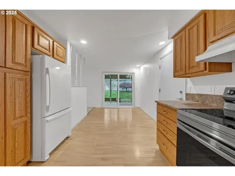 654 NW Bryant Court Dallas OR 97338