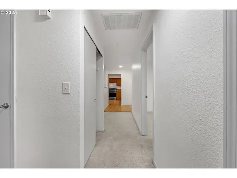 654 NW Bryant Court Dallas OR 97338
