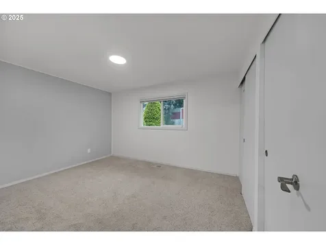 654 NW Bryant Court Dallas OR 97338