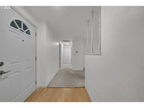 654 NW Bryant Court Dallas OR 97338
