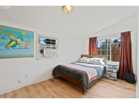 7511 SE Crystal Springs Boulevard Portland OR 97206