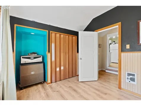 7511 SE Crystal Springs Boulevard Portland OR 97206