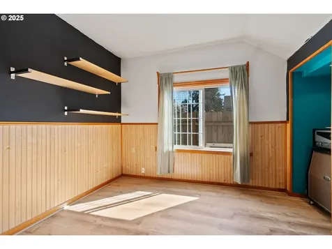 7511 SE Crystal Springs Boulevard Portland OR 97206