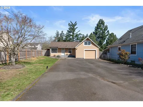 7511 SE Crystal Springs Boulevard Portland OR 97206
