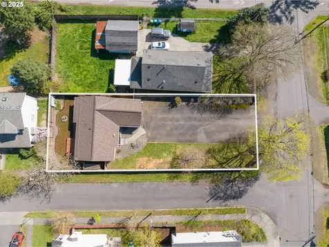 7511 SE Crystal Springs Boulevard Portland OR 97206