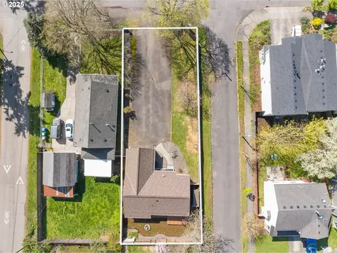 7511 SE Crystal Springs Boulevard Portland OR 97206
