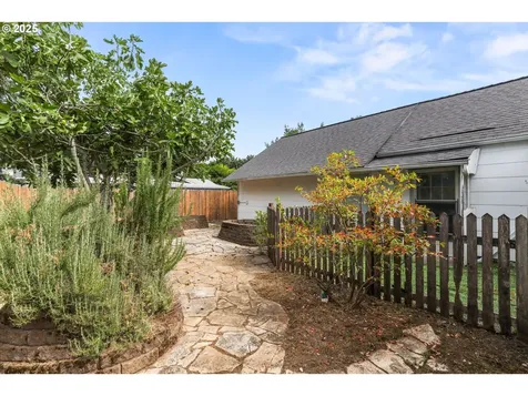 3125 SE 140th Avenue Portland OR 97236