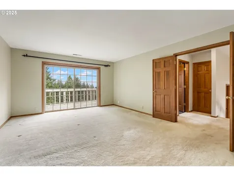 21075 NE Turner Lane Hillsboro OR 97123