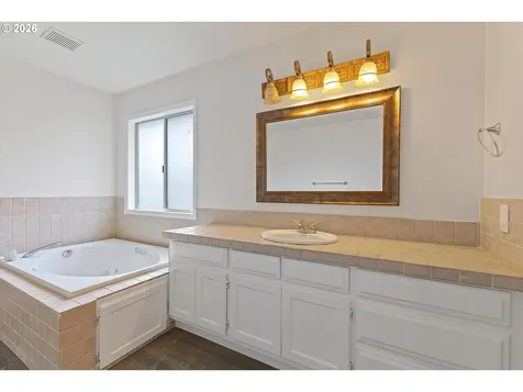 11867 SE Mountain Sun Drive Clackamas OR 97015