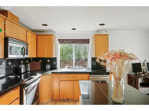 13703 NE 61st Street Vancouver WA 98682