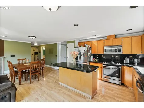 13703 NE 61st Street Vancouver WA 98682