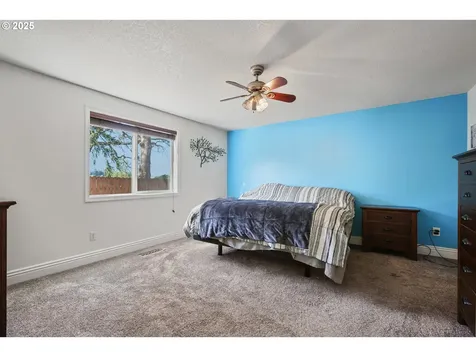 13703 NE 61st Street Vancouver WA 98682